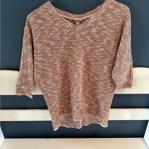 Kut from the Kloth Red/Rust and White V-Neck Sweater High Low Relaxed Sleeves